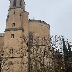 Apartamento Vivienda Con Fines Turísticos La Barbacana Del Salvador, Úbeda