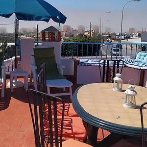 https://fabulosa-casa-de-vacaciones-junto-al-mar.1costadelsol.com